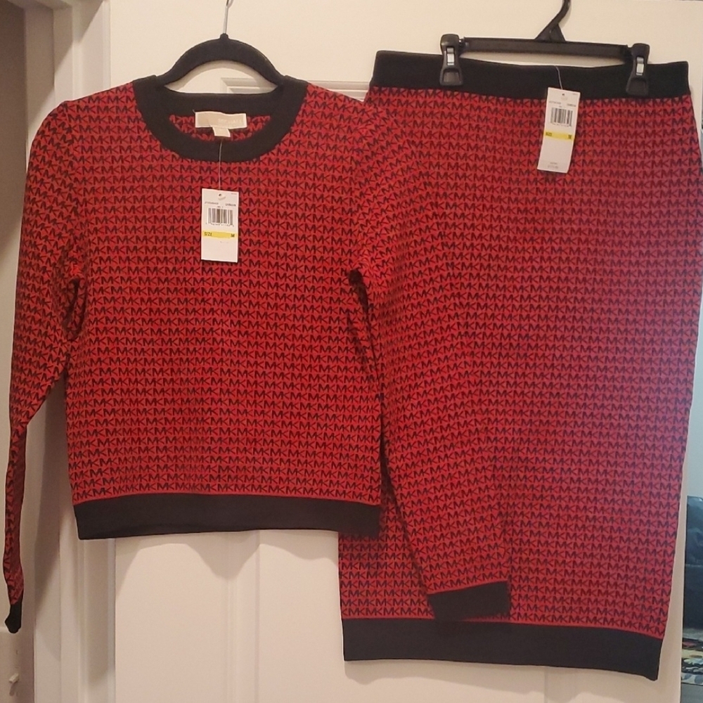 Stylish MK Womens Sweater Skirt Set! Sz. M!